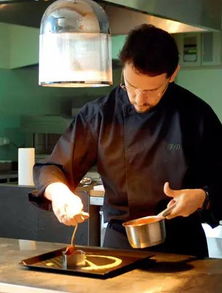 武漢大街上，你真的能分辨出哪些是有錢人嗎？